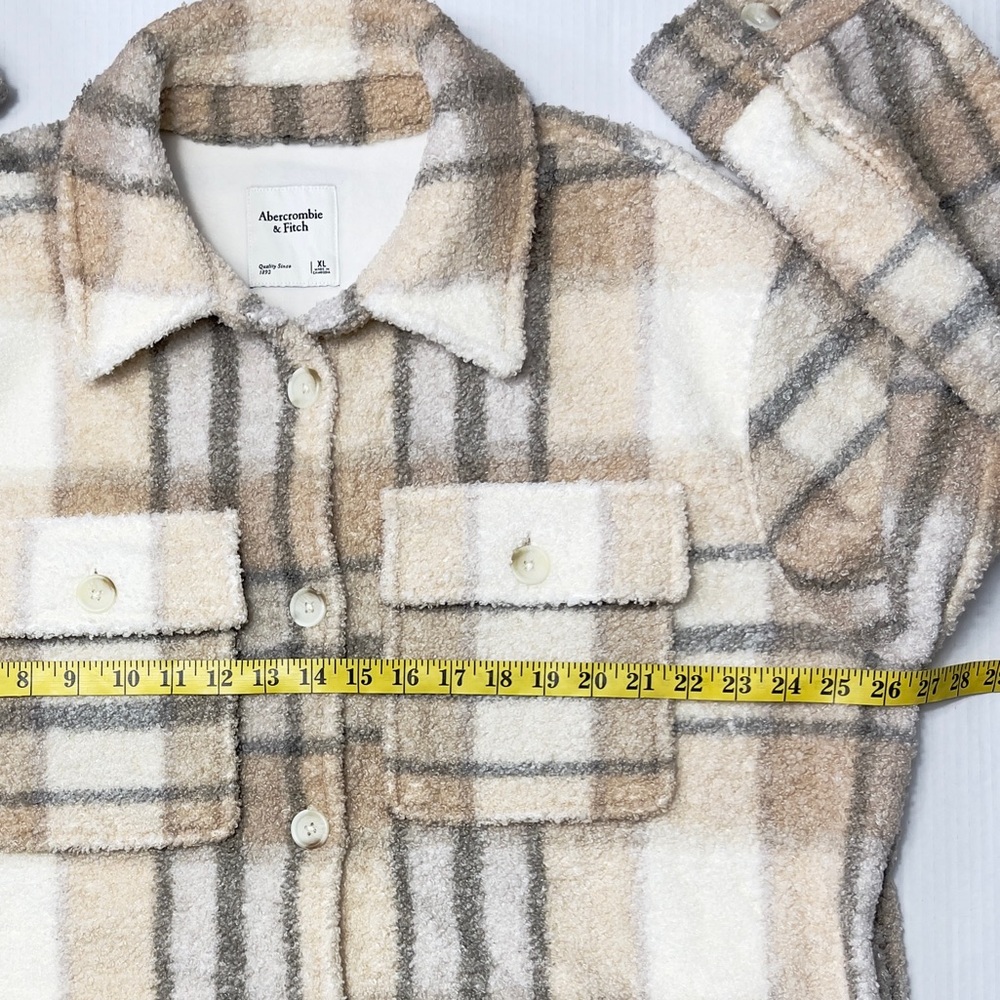 Abercrombie & Fitch and plaid Shacket - Picture 4 of 7